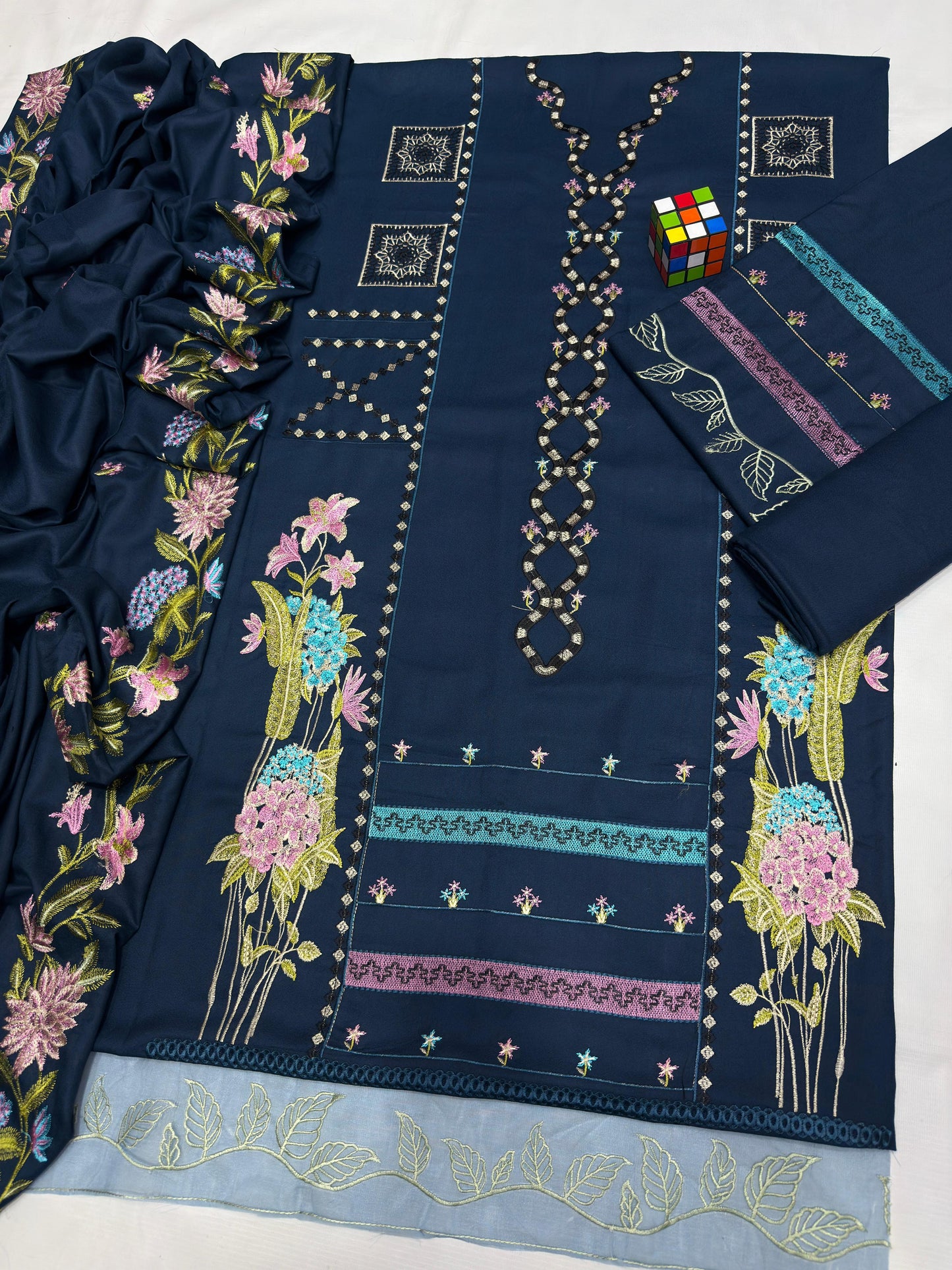 Crimson 5014 – Pure Wool Dhanak 3PC Winter Collection Suit (unstitched)