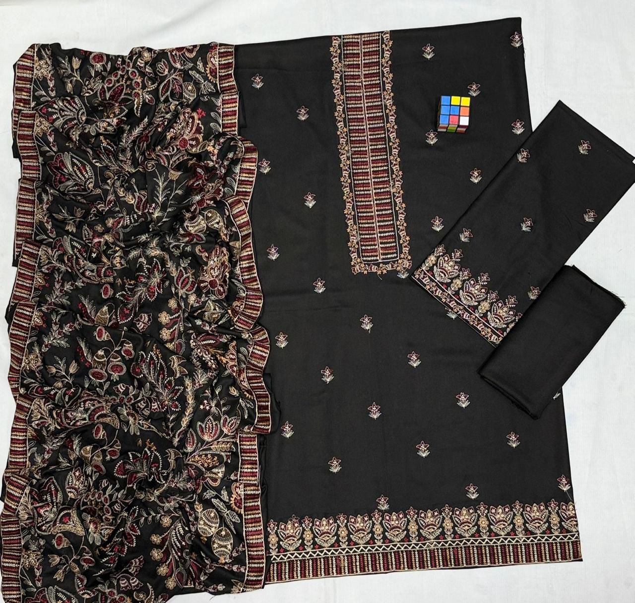 Bareeze 5090 Pure Dhanak Embroidered 3PC Winter Suit with Embroidered Shawl (unstitched)