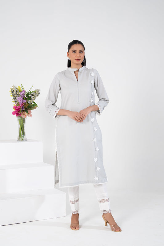 Lawn 2PC Dress - LR18