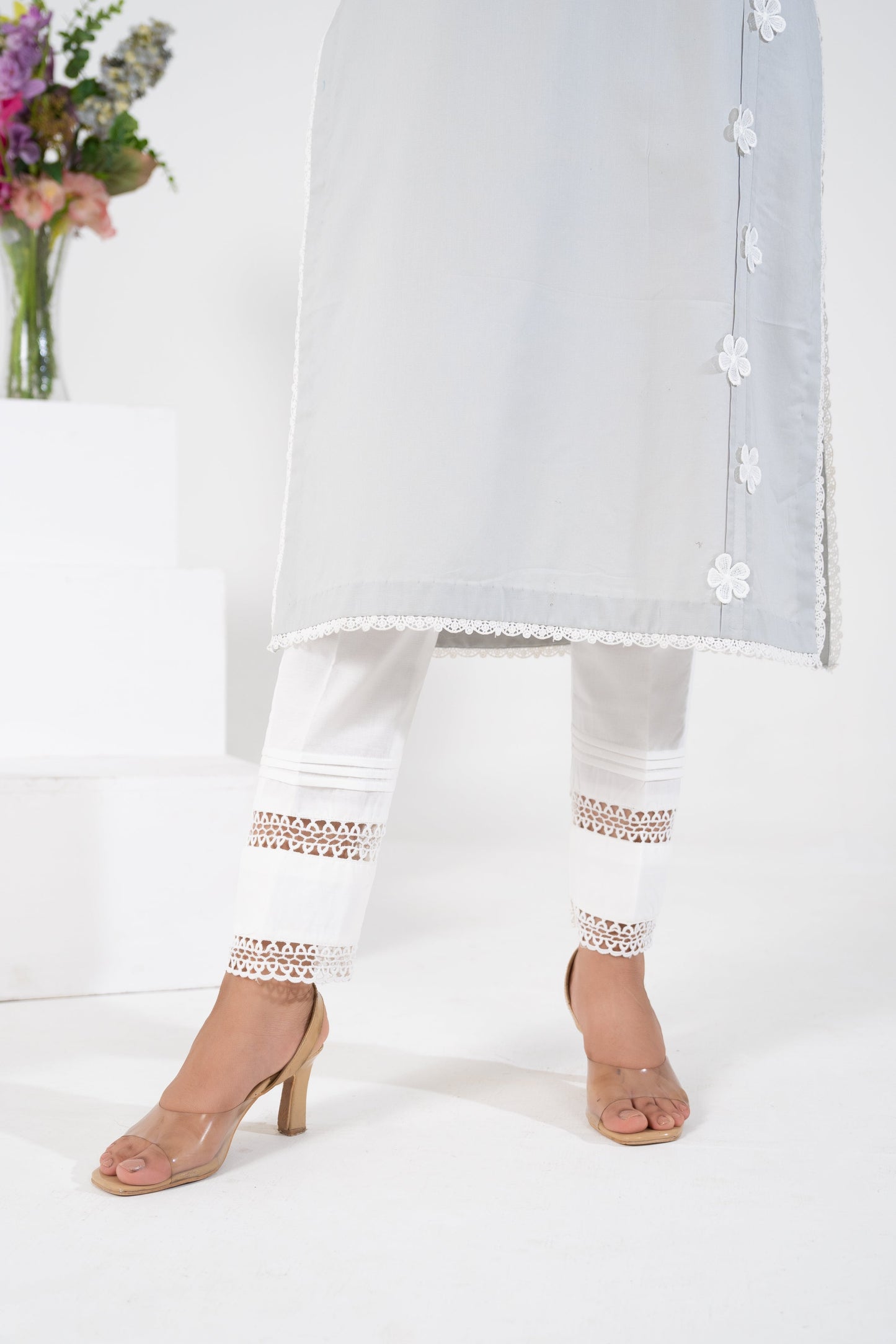 Lawn 2PC Dress - LR18