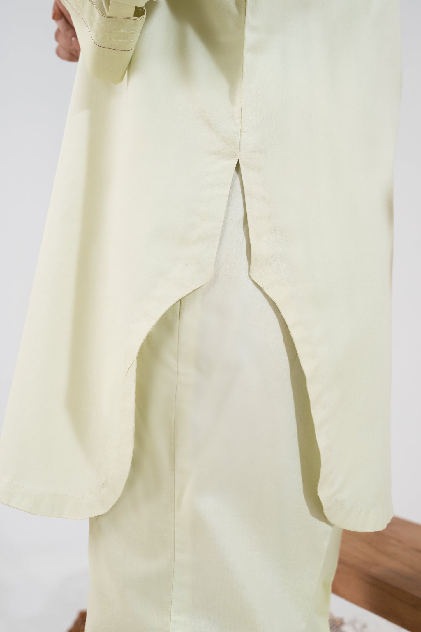 Lawn 2PC Dress - LR15