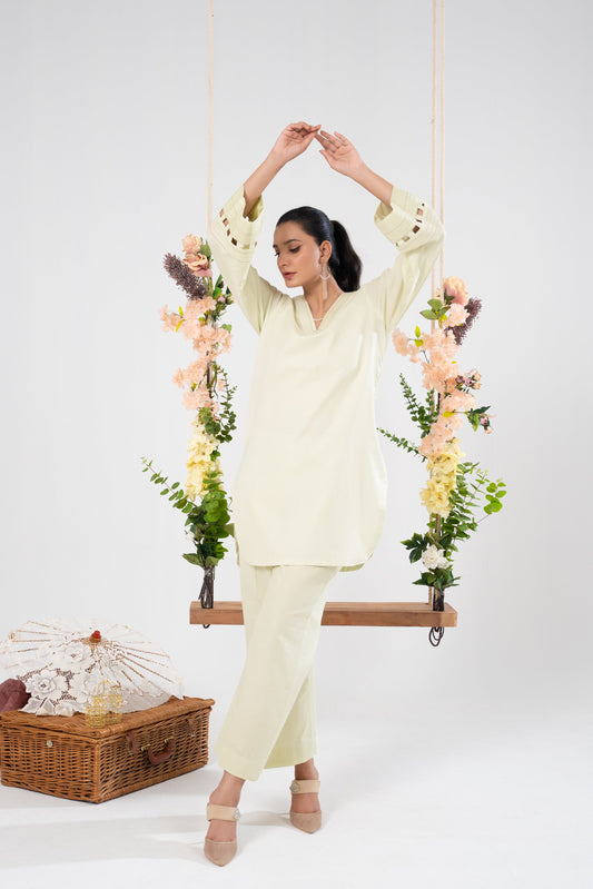 Lawn 2PC Dress - LR15