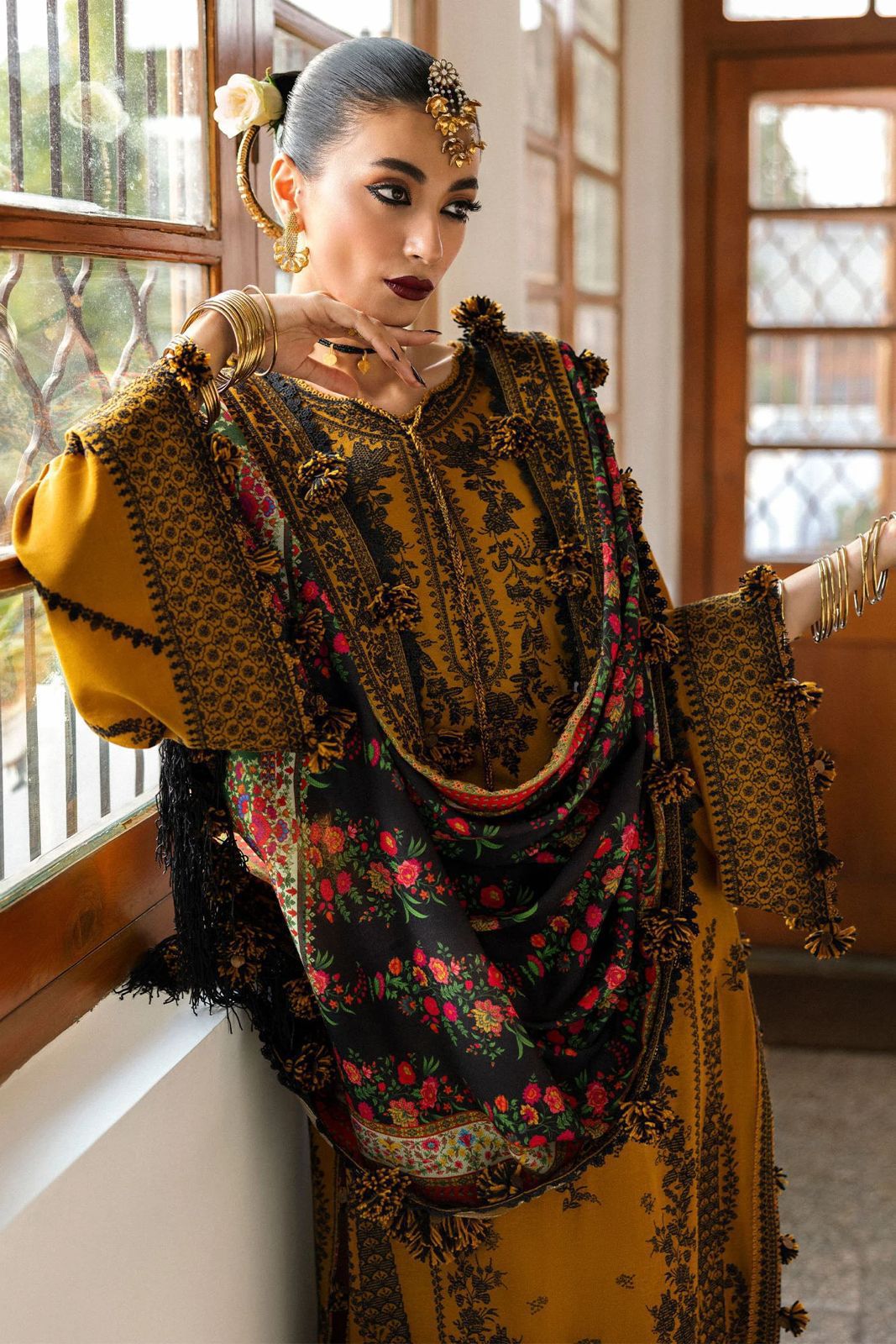 Hussain Rehar 5046 Dhanak Embroidered Winter Suit – 3PC with Wool Shawl (unstitched)