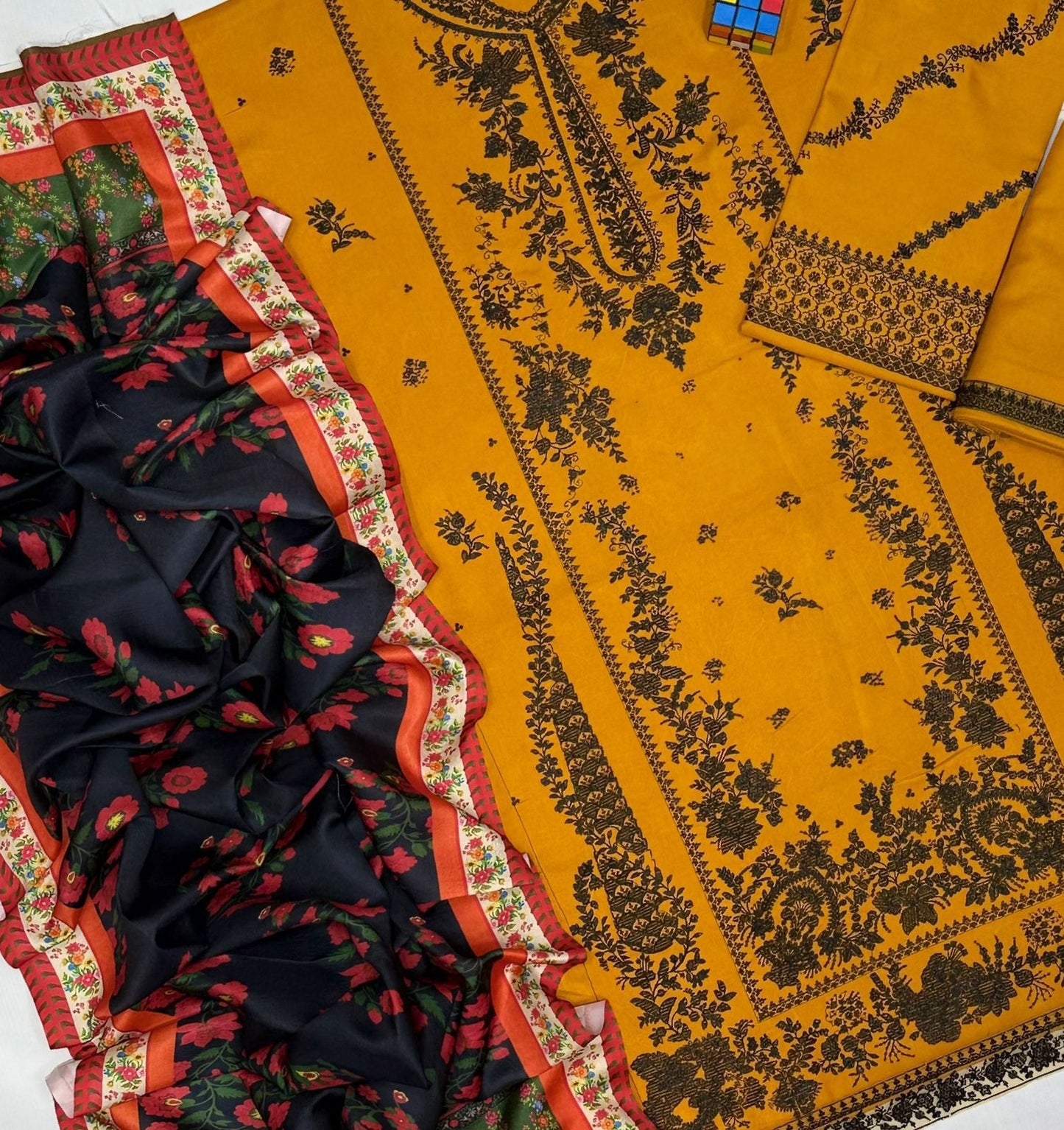 Hussain Rehar 5046 Dhanak Embroidered Winter Suit – 3PC with Wool Shawl (unstitched)