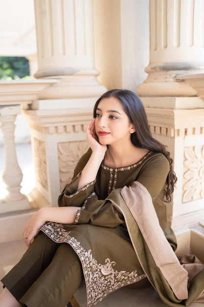 Asling Airjet Dhanak Embroidered 3PC Winter Suit with Digital Pashmina Shawl (UNSTITCHED)