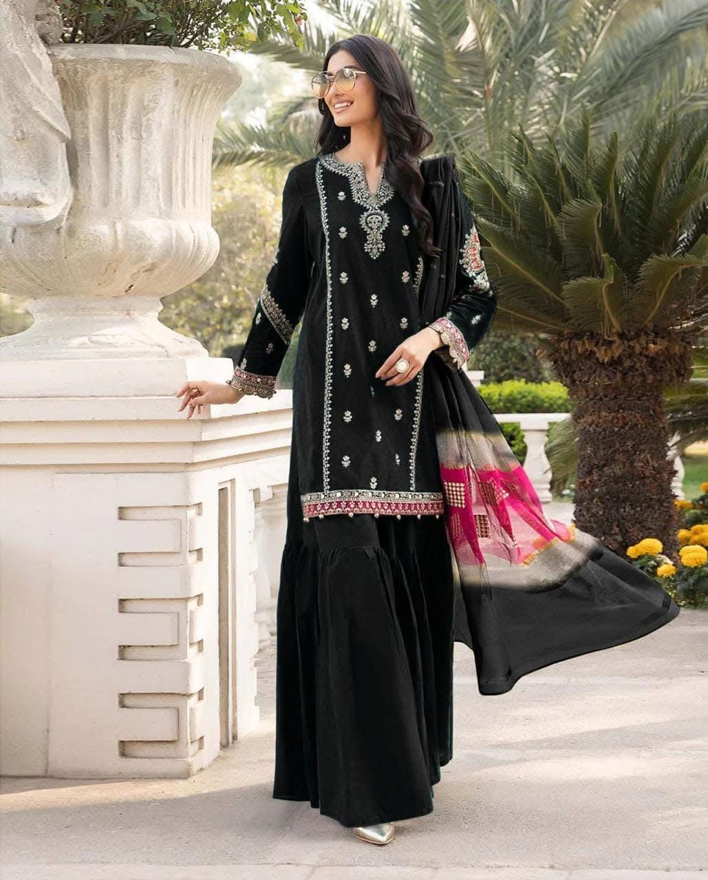 MARIA B PURE LAWN 3PC EMBROIDERED
