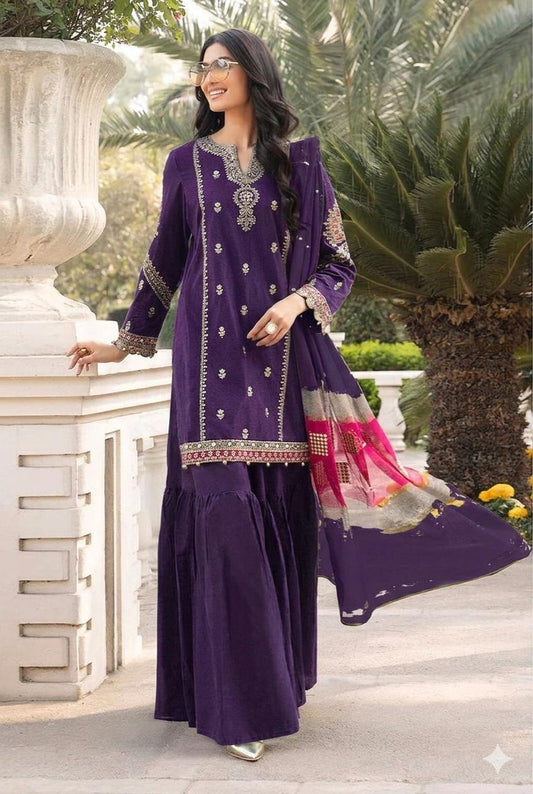 MARIA B PURE LAWN 3PC EMBROIDERED