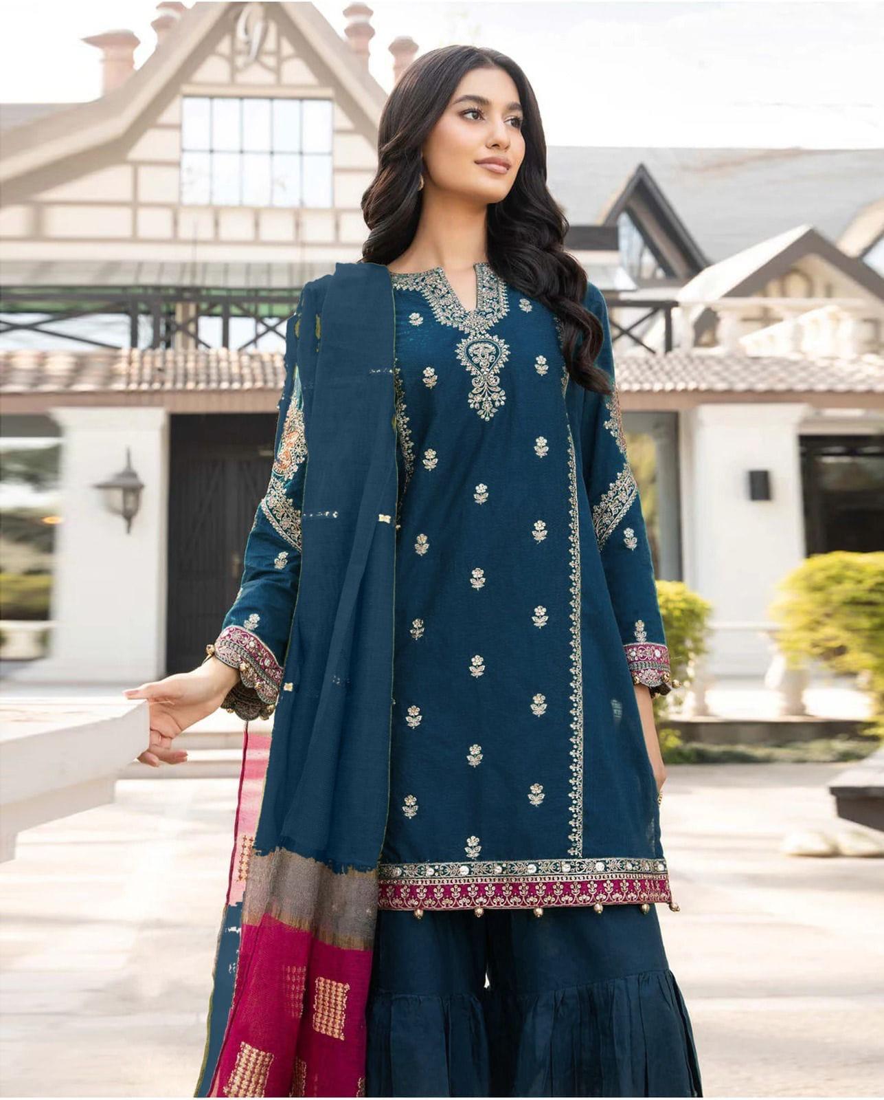 MARIA B PURE LAWN 3PC EMBROIDERED