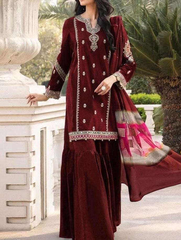 MARIA B PURE LAWN 3PC EMBROIDERED